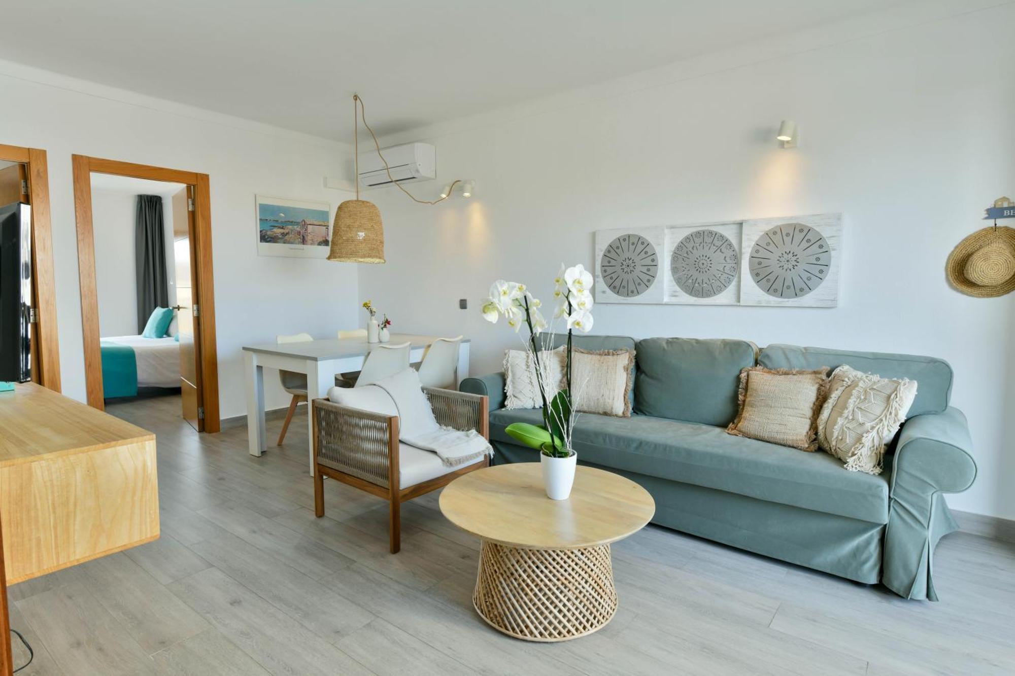 Apartamentos Estanques Colonia de Sant Jordi Exterior foto
