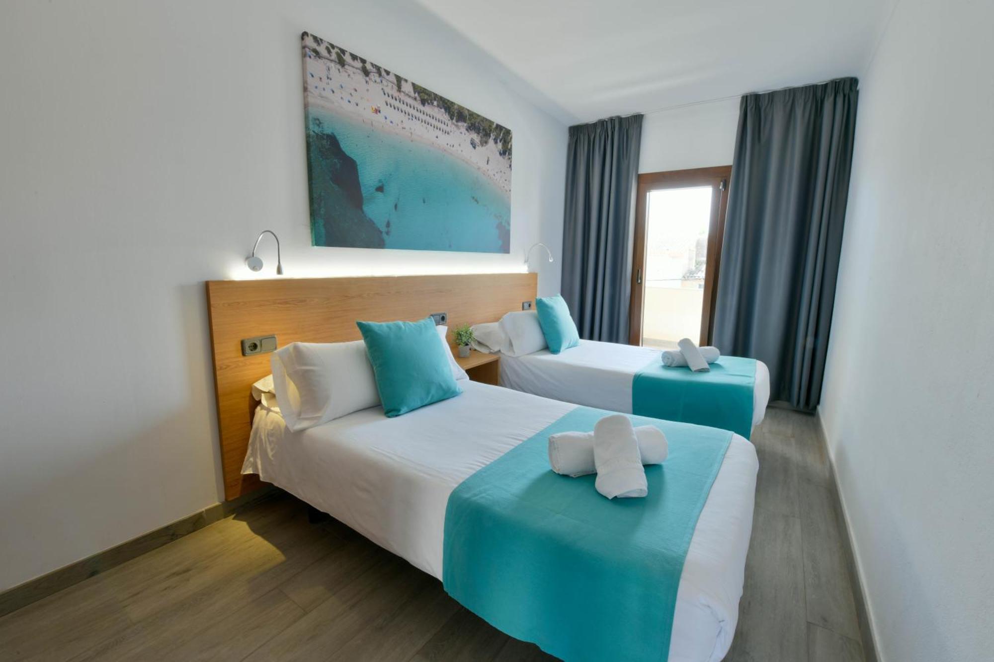 Apartamentos Estanques Colonia de Sant Jordi Exterior foto