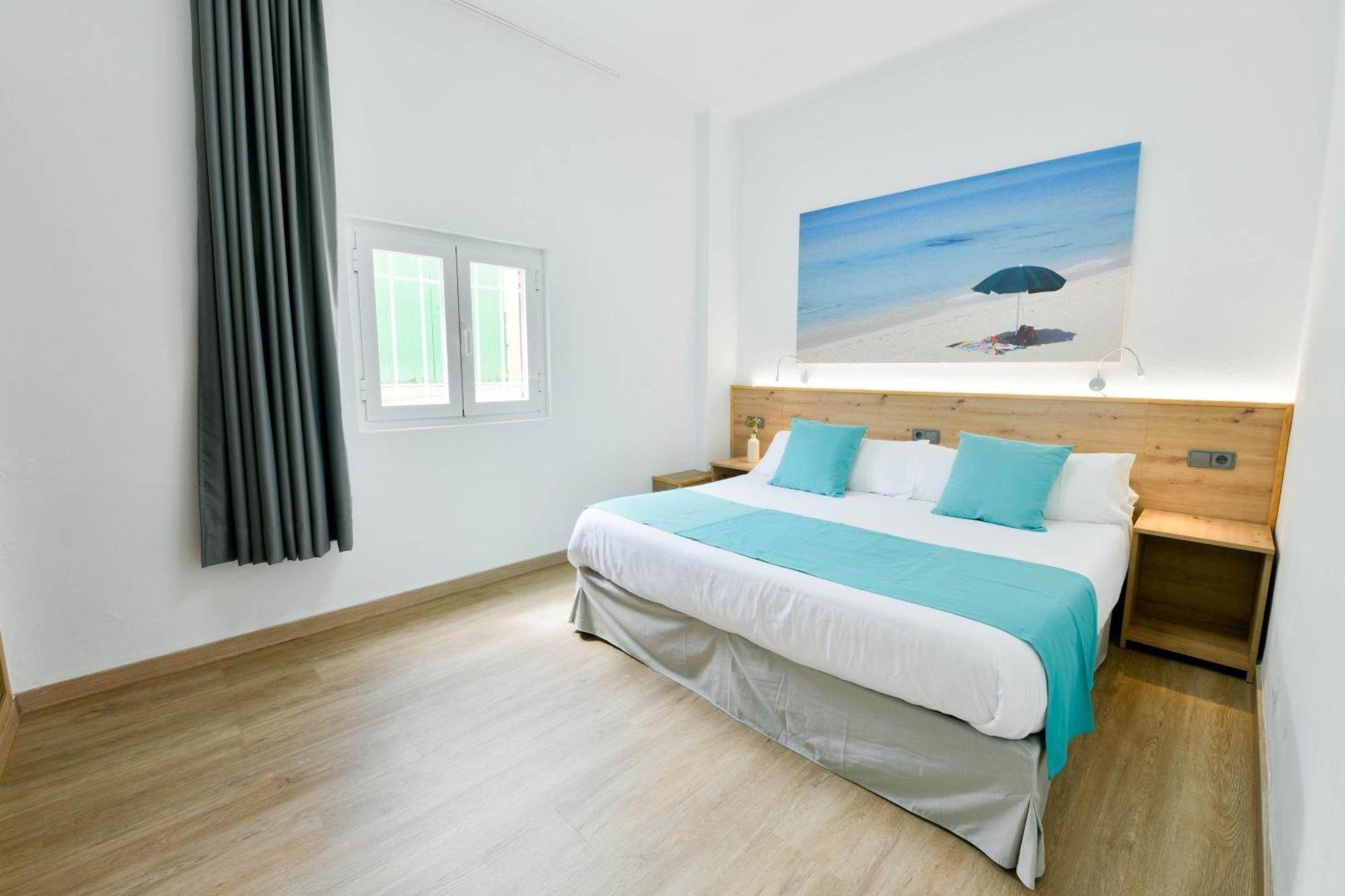 Apartamentos Estanques Colonia de Sant Jordi Exterior foto