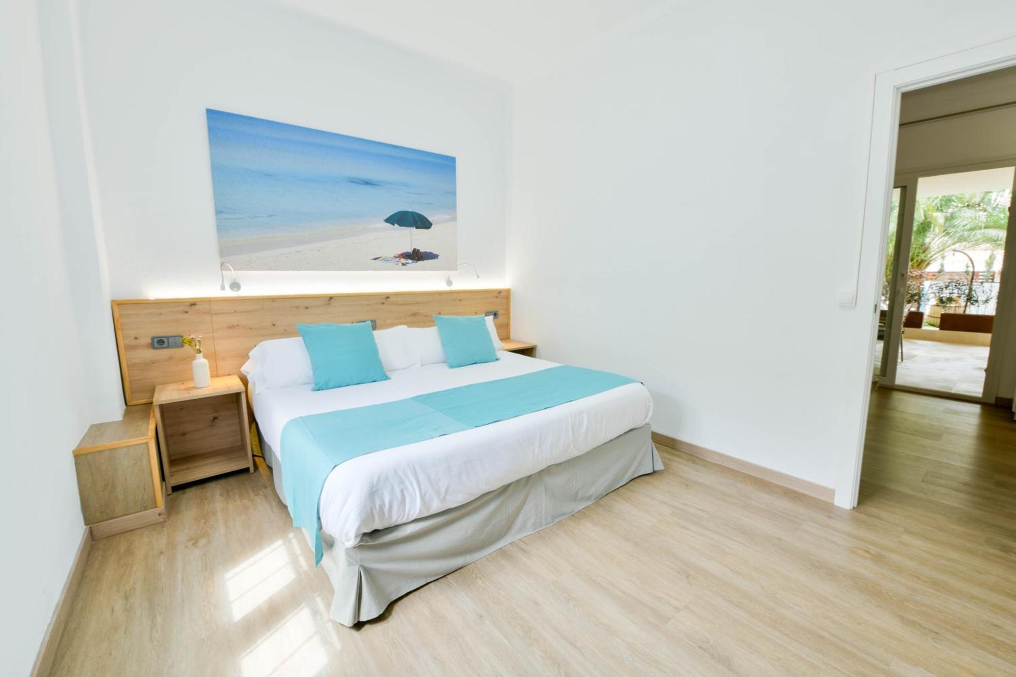 Apartamentos Estanques Colonia de Sant Jordi Exterior foto